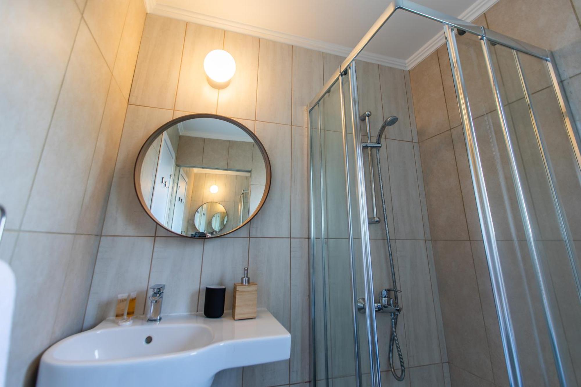 Rooms - Unique Staying In Paphos Centre Quarto foto