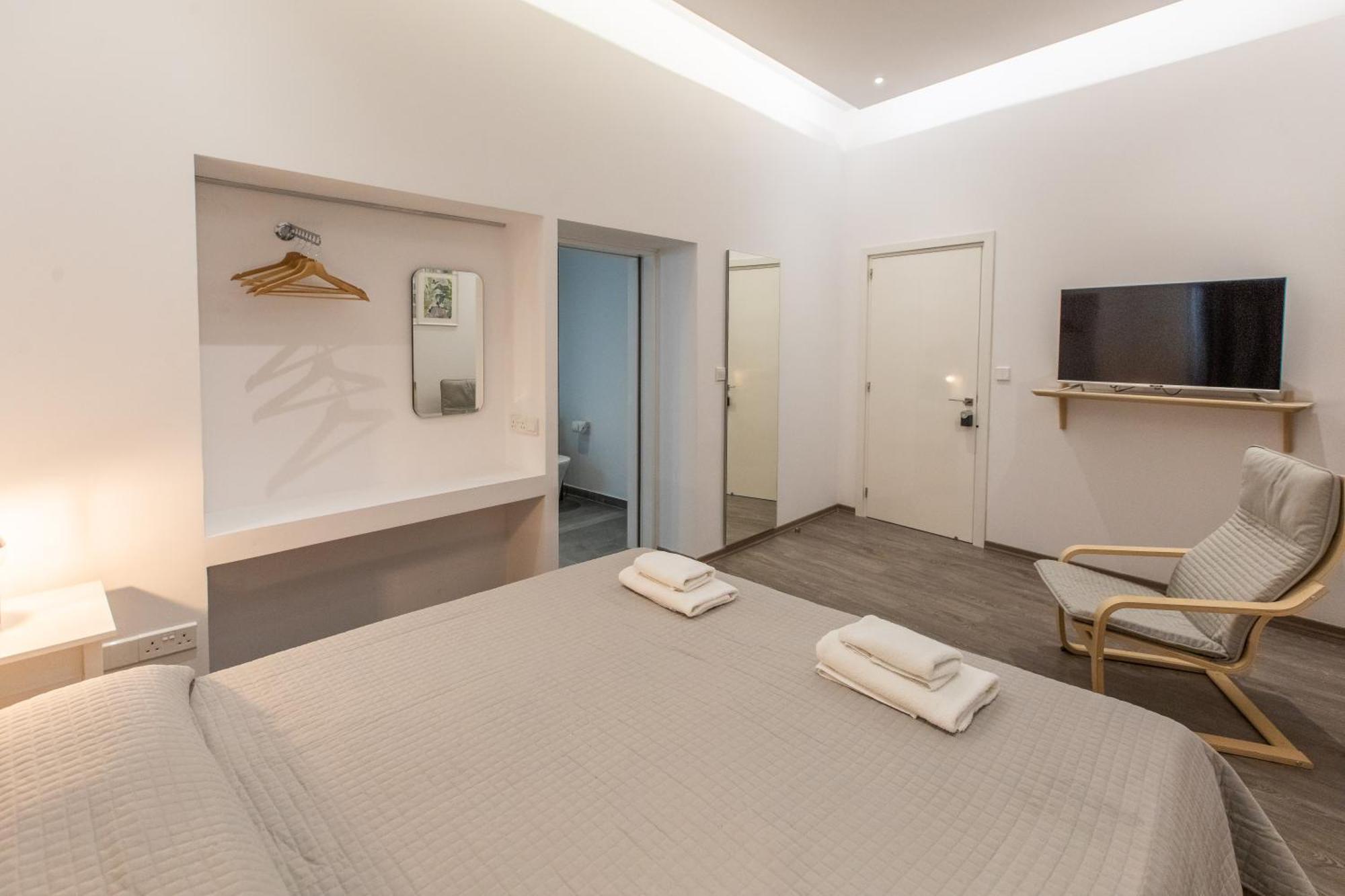 Rooms - Unique Staying In Paphos Centre Quarto foto